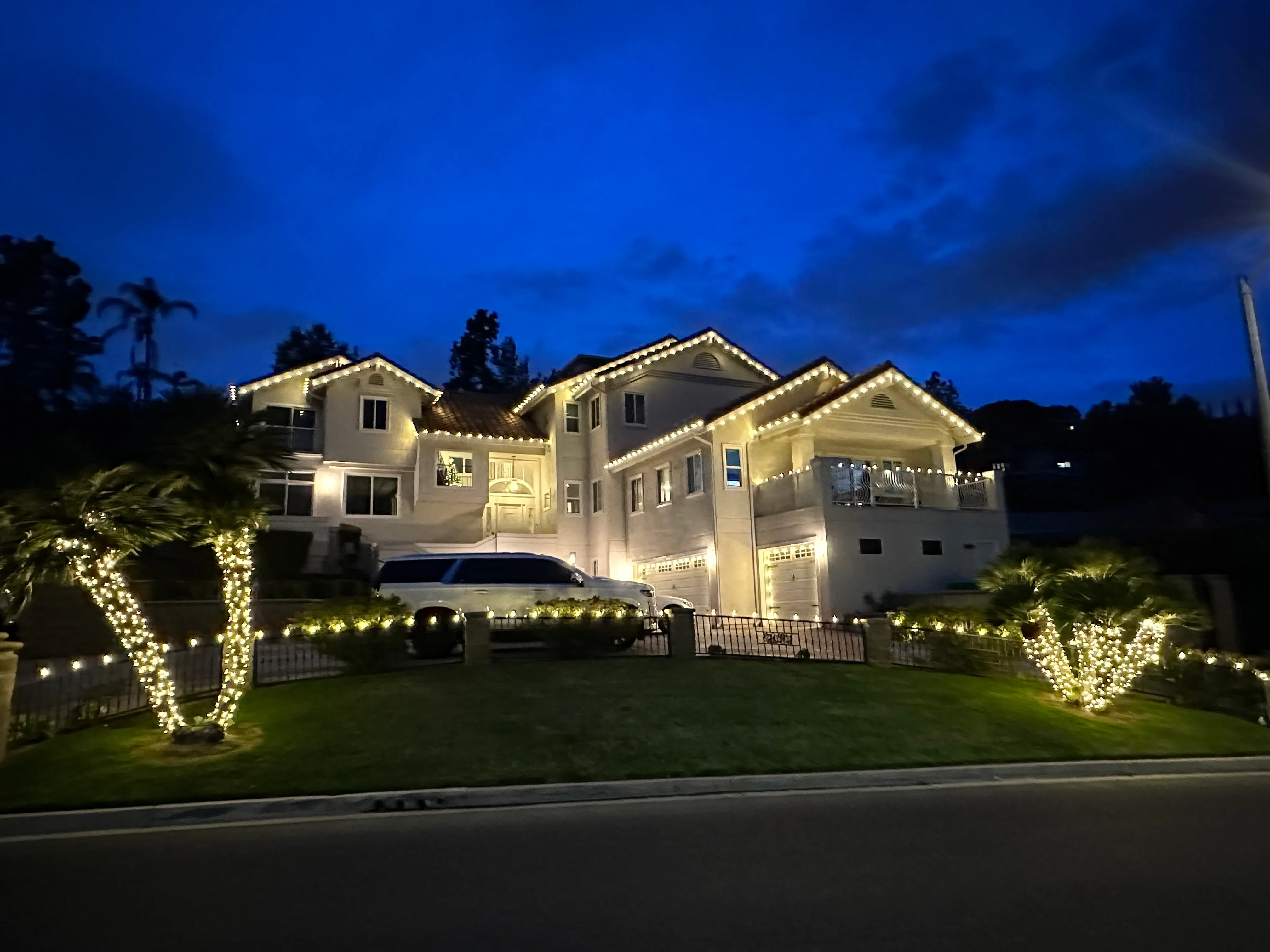 Christmas light installation on a Temecula home roofline